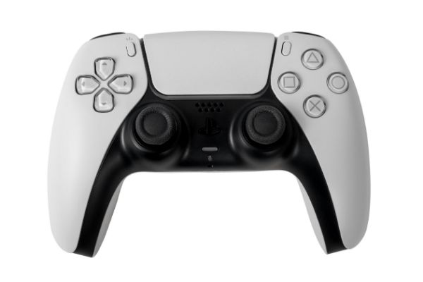 159983034_m ps5 controller (1)