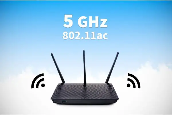 22585656 Modern wireless wi-fi router with 5GHz and 802.11ac high speed