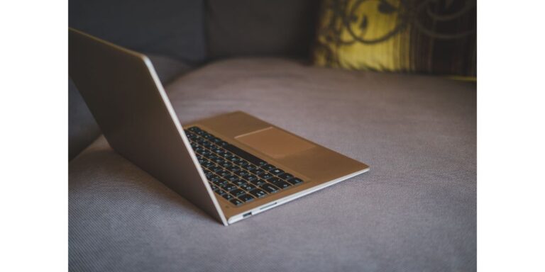 how to turn on hotspot in lenovo laptop windows 10