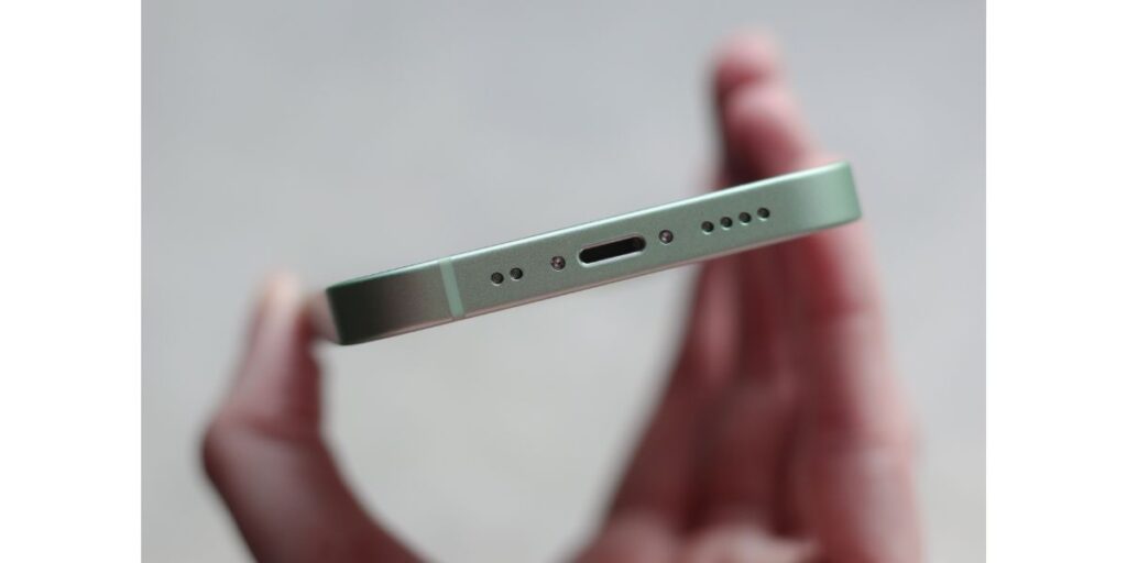 Why Does Phone/Tablet Charger Only Work in Certain Positions? WhatsaByte