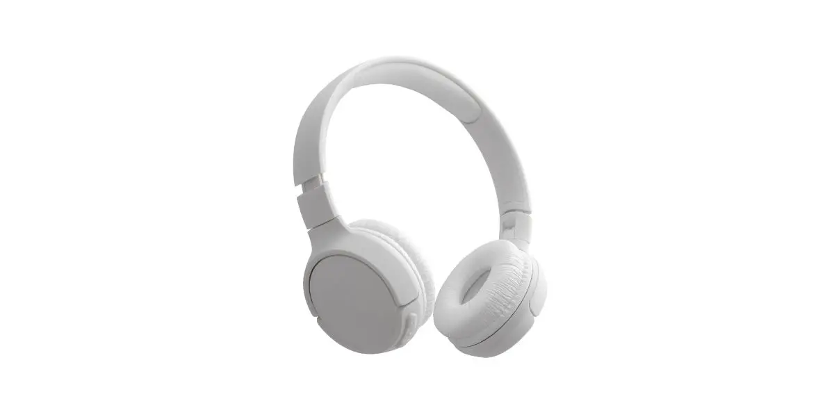 AdobeStock_427661298 single white bluetooth wireless headphones on white backgorund