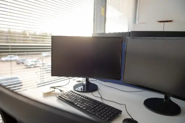 Dual monitors in an office