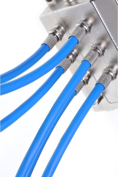 Depositphotos_75597111_S Coaxial cables with tv splitter