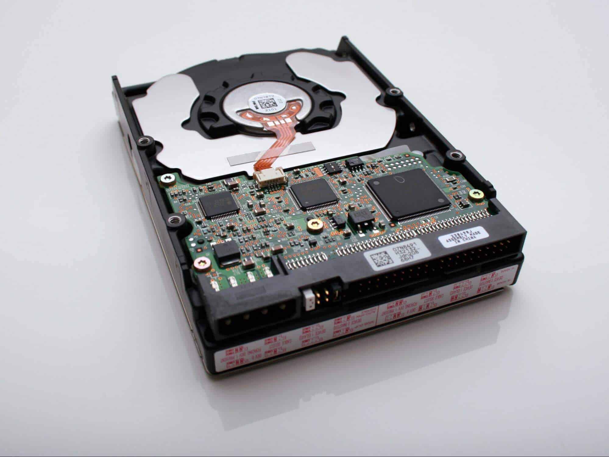 A picture of a hard drive disk