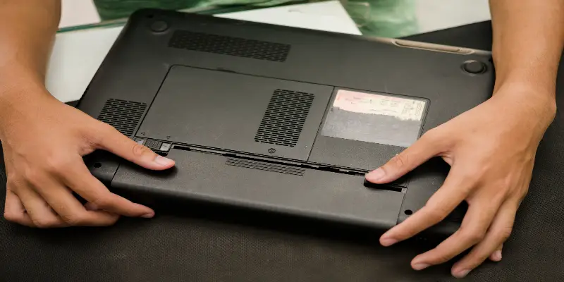 how to open laptop battery without destroying it