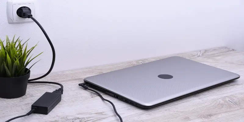 charged laptop4