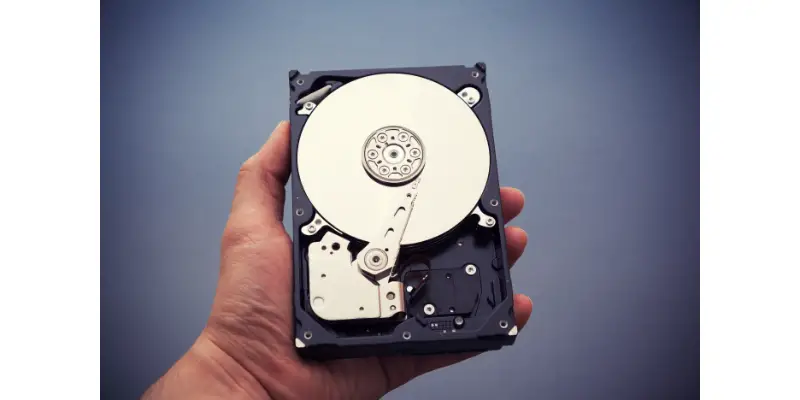 How Long Will An HDD Last For Gaming? (Explained) | WhatsaByte